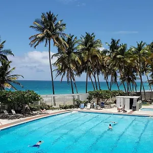 Kasa Palmas For 2 Ocean View Beachfront Pool , San Juan Puerto Rico